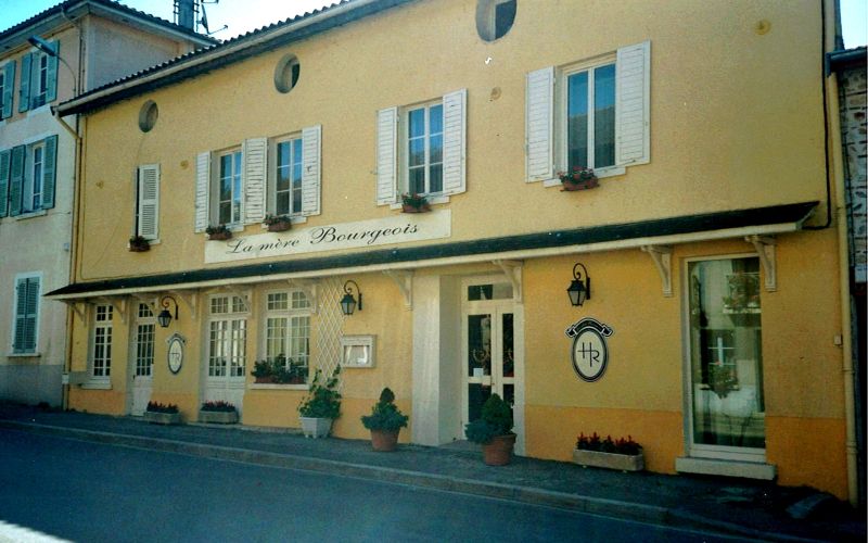 la-mere-bourgeois-priay-prix-culinaire-paris-2002