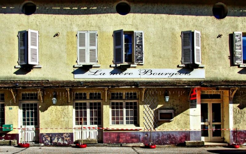 restaurant-mere-bourgeois-a-vendre